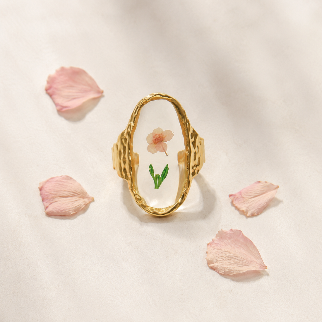 The Best Hypoallergenic Jewellery for Sensitive Skin: What to Look For