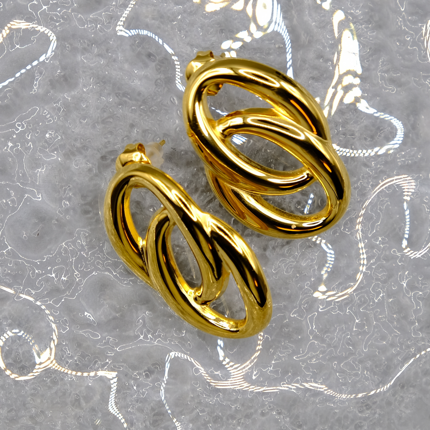 Modern O-Link Hoop Earrings