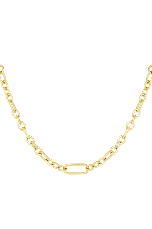 Textured Link Chain Necklace