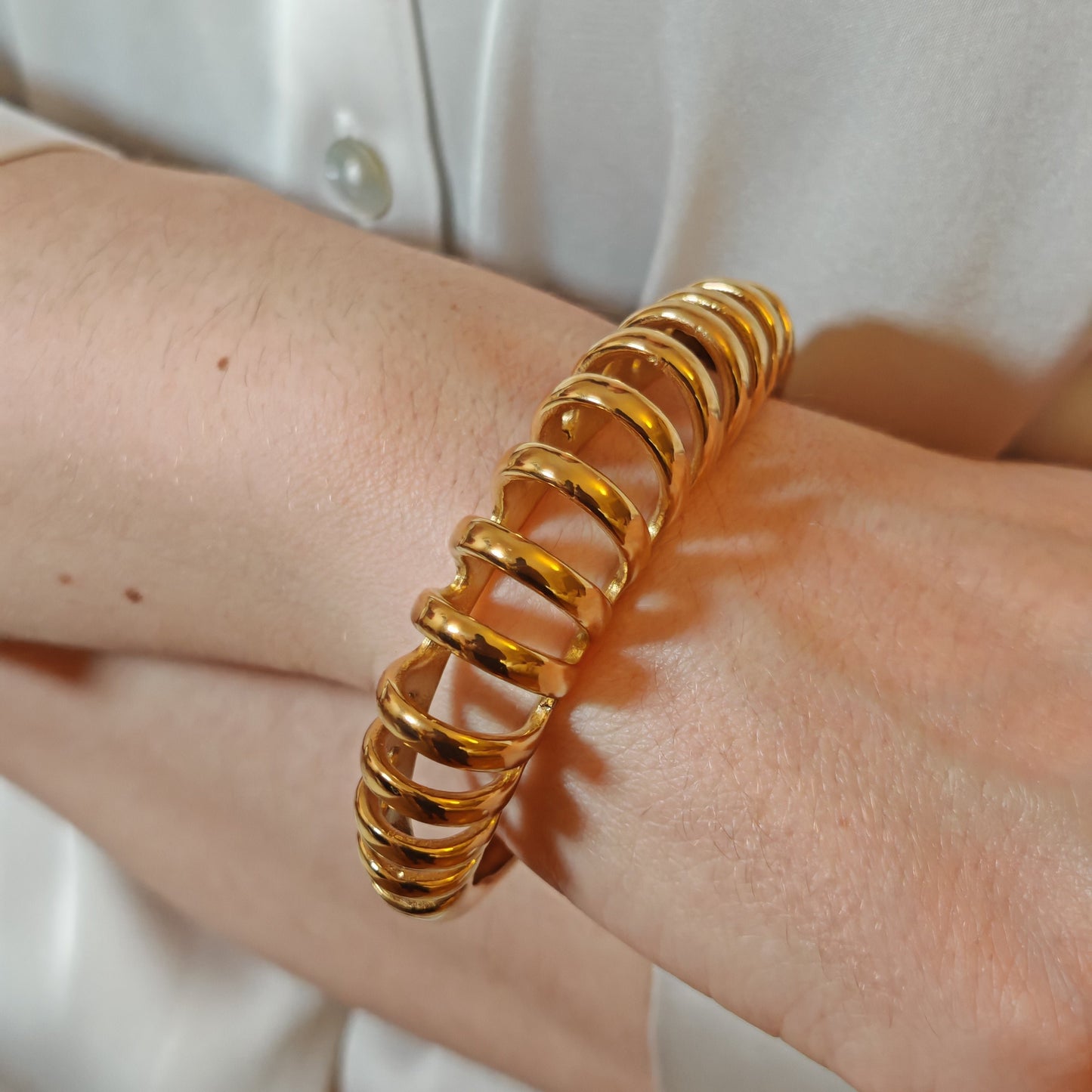 Sculpted C-Cuff Bracelet in Gold